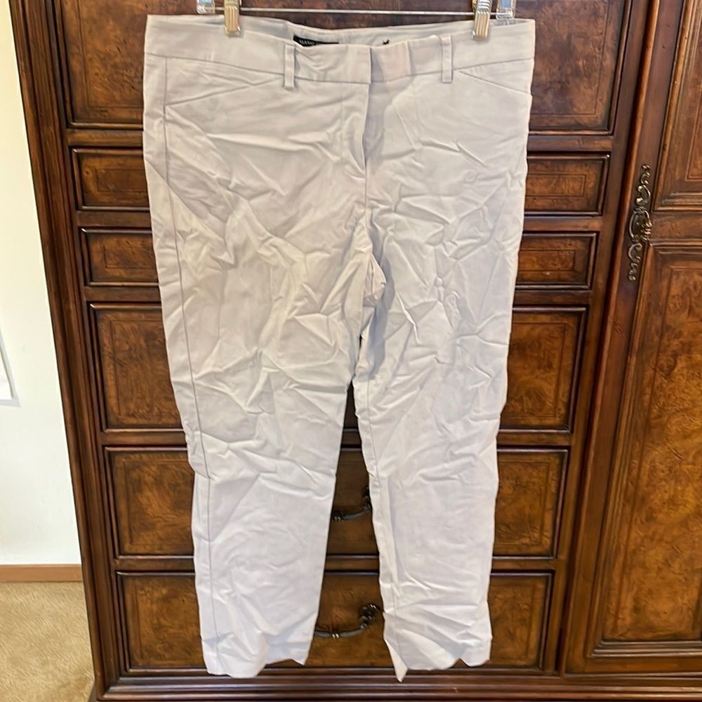 NWOT Mario Serrani light grey woman’s slacks